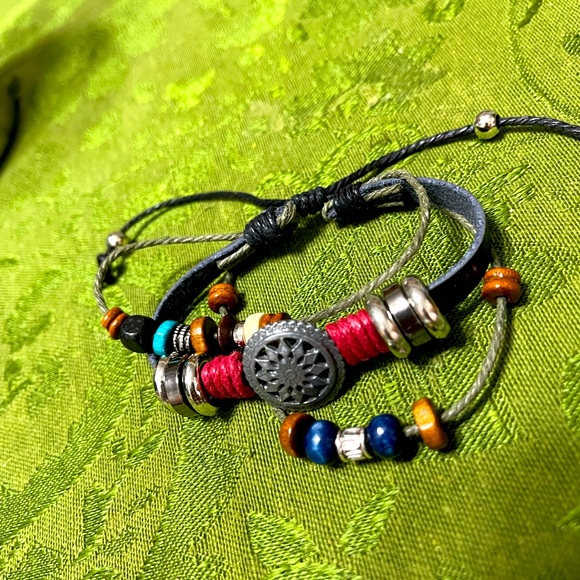 *NEW* Bohemian inspired leather bracelet - Picture 5 of 6